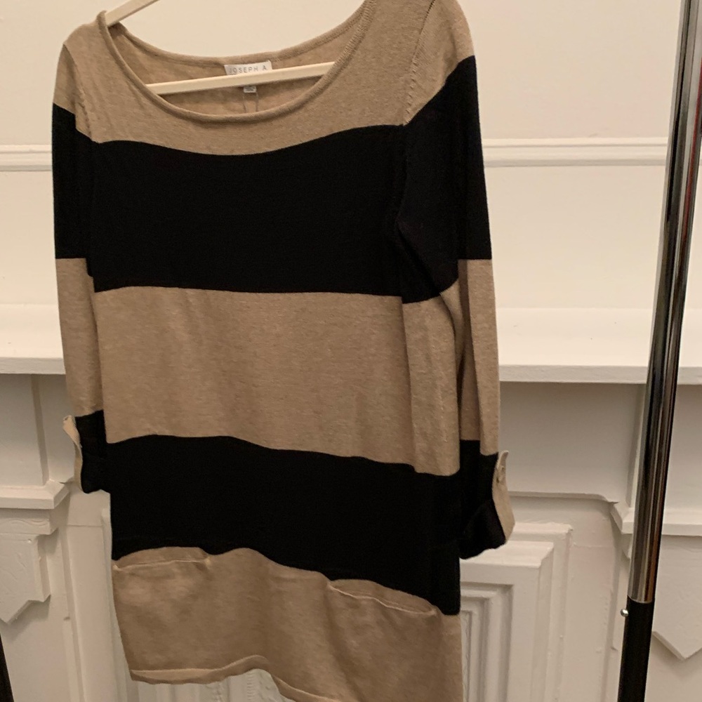 Joseph A. Scoop neck sweater